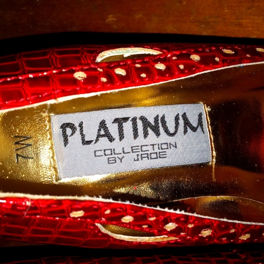 Platinum Collection - Picture 2 of 5